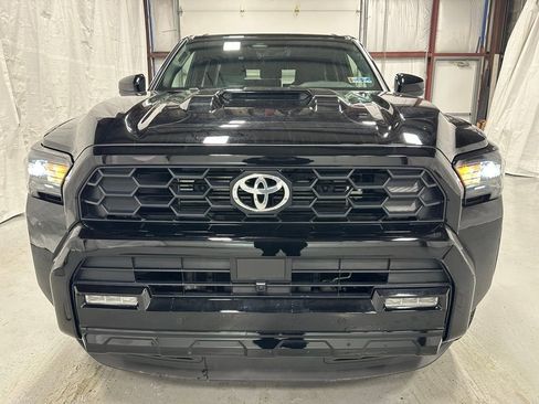 Used 2025 Toyota 4Runner TRD Sport image 2