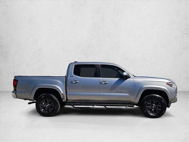 Used 2020 Toyota Tacoma SR5 RWD image 4