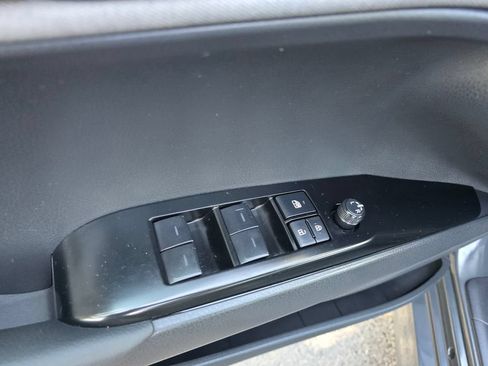 Used 2025 Toyota Camry LE FWD image 18