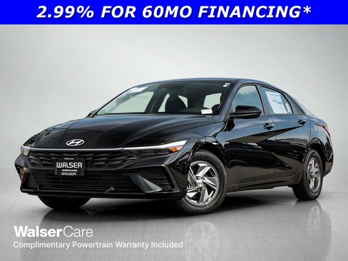 New 2026 Hyundai Elantra SE FWD image 1