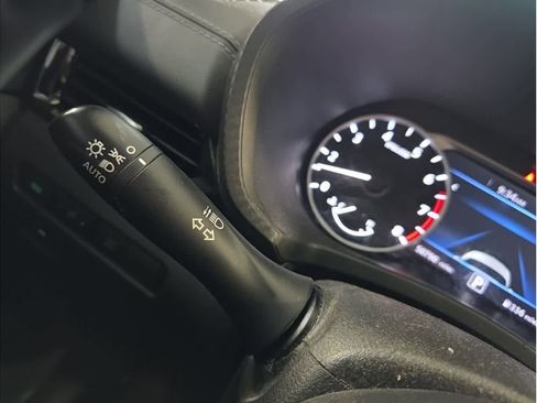 Used 2022 Nissan Sentra SV image 28