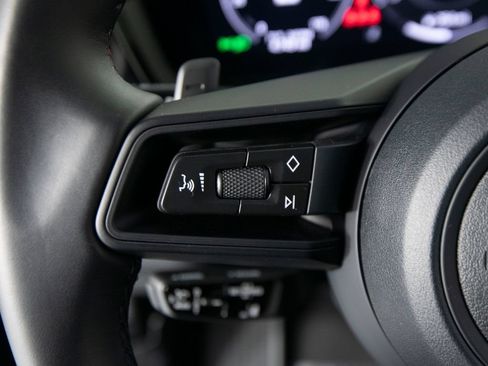 Certified 2026 Porsche Cayenne Coupe AWD/4WD image 26
