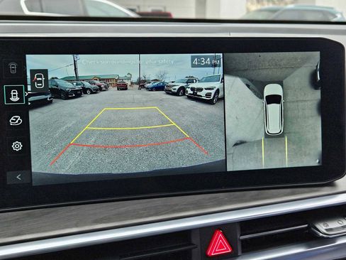 Certified 2025 Kia Sorento SX Prestige w/ Sage Leather Package image 30