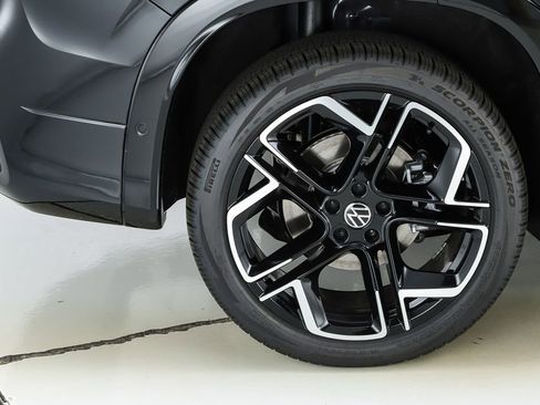 New 2026 Volkswagen Tiguan SEL R-Line AWD/4WD image 52