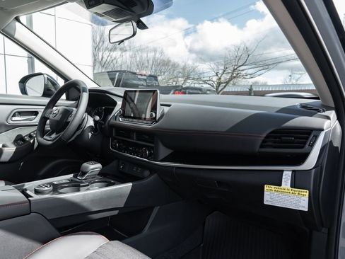 New 2026 Nissan Rogue SV image 27