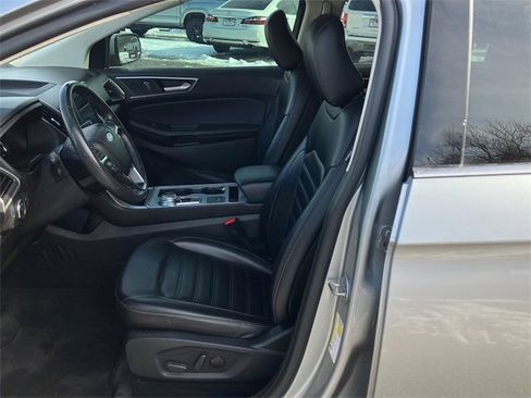 Used 2022 Ford Edge SEL image 19