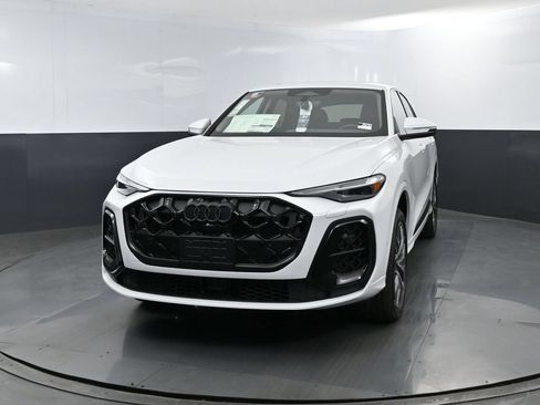 New 2026 Audi Q5 Premium Plus AWD/4WD image 2