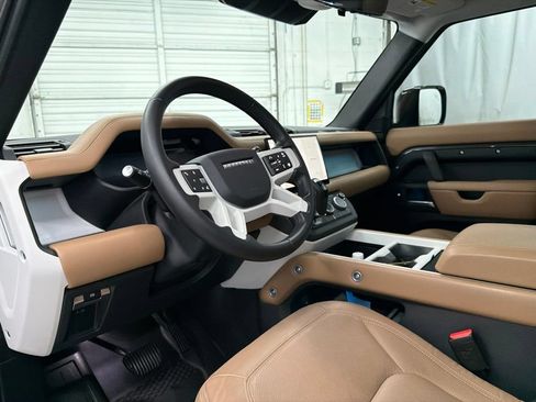 Used 2025 Land Rover Defender 110 S AWD/4WD image 12