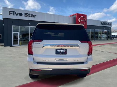 Used 2021 GMC Yukon SLT w/ SLT Premium Package RWD image 5