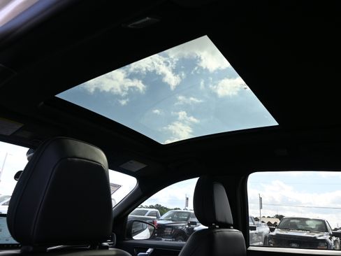 New 2026 Ford Escape ST-Line w/ Tech Pack #1 image 33