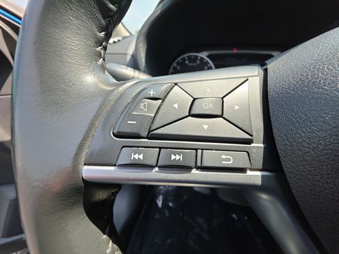 Used 2022 Nissan Sentra SV w/ Trunk Package FWD image 17
