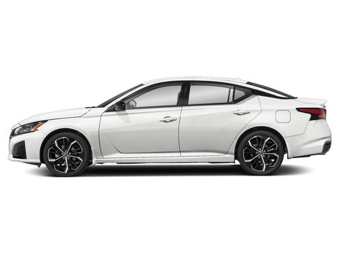 New 2025 Nissan Altima 2.5 SR image 33