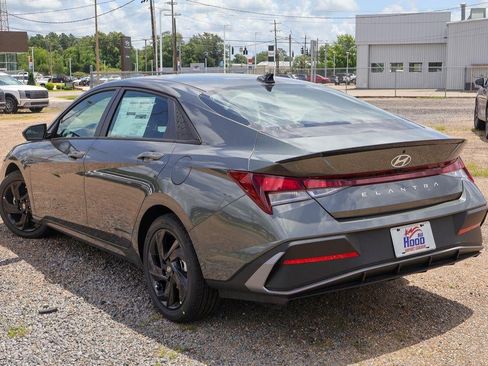New 2026 Hyundai Elantra Sport FWD image 2