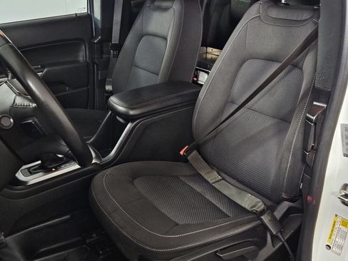 Used 2022 Chevrolet Colorado LT w/ Fleet Safety Package RWD image 21
