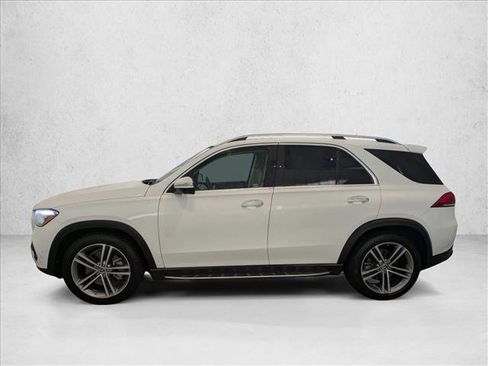 Certified 2020 Mercedes-Benz GLE 450 4MATIC image 9