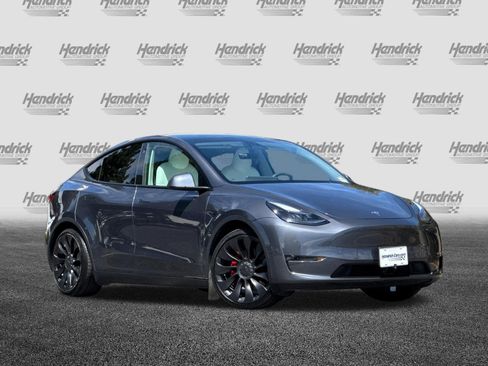 Used 2022 Tesla Model Y Performance AWD/4WD image 2