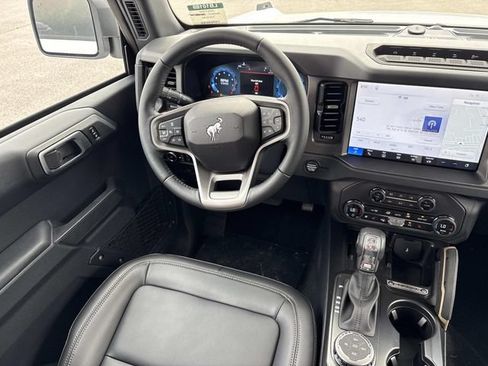 New 2026 Ford Bronco Badlands AWD/4WD image 14