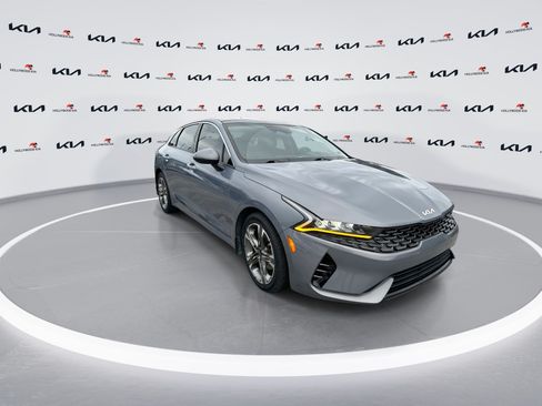 Used 2023 Kia K5 EX FWD image 2