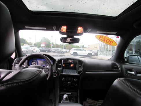 Used 2023 Chrysler 300 S RWD image 25