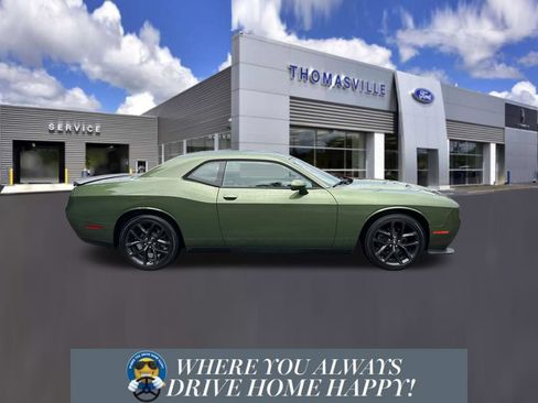 Used 2020 Dodge Challenger SXT w/ Driver Convenience Group RWD image 2