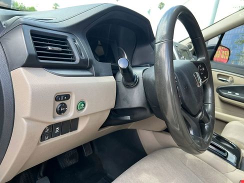 Used 2019 Honda Pilot LX image 17
