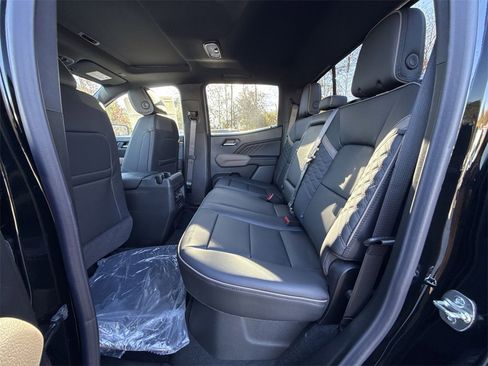 New 2026 GMC Canyon Denali image 25