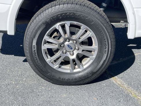 Used 2020 Ford F150 Lariat AWD/4WD image 12