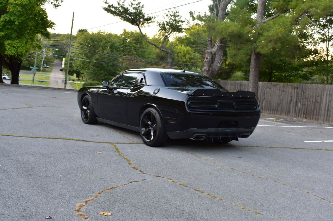 Used 2016 Dodge Challenger R/T Plus RWD image 4