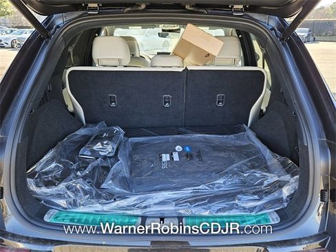 Used 2025 Genesis Electrified GV70 w/ Prestige Package image 12