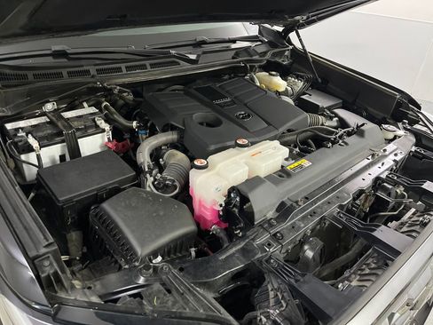 Used 2024 Toyota Tundra Platinum image 13