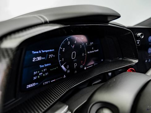 Used 2021 Chevrolet Corvette Stingray Premium Cpe w/ Z51 Performance Package RWD image 41