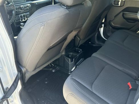 Used 2021 Jeep Wrangler Unlimited Sport AWD/4WD image 18