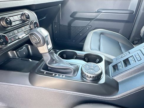 New 2026 Ford Bronco Outer Banks AWD/4WD image 12