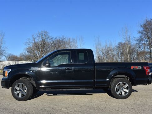 Used 2018 Ford F150 XLT w/ Equipment Group 302A Luxury image 5