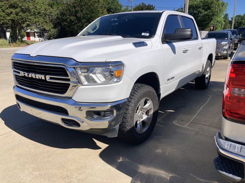 Used 2020 RAM 1500 Big Horn AWD/4WD image 1