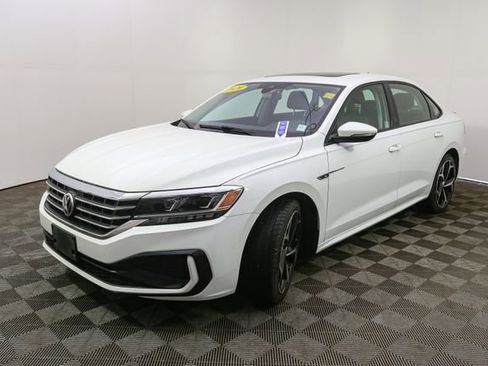 Used 2020 Volkswagen Passat 2.0T R-Line FWD image 5