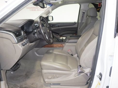Used 2017 Chevrolet Tahoe Premier AWD/4WD image 8