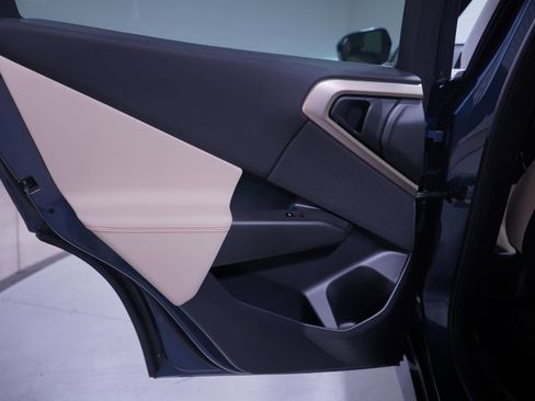 Used 2025 BMW X3 xDrive30i w/ Convenience Package image 14