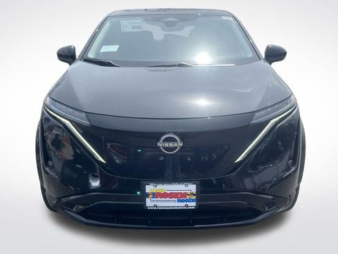 New 2025 Nissan Ariya AWD image 8