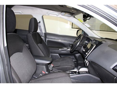 Used 2020 Mitsubishi Outlander Sport SE image 23