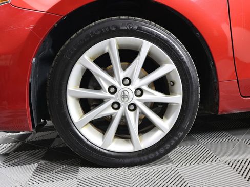 Used 2014 Toyota Prius V Three image 9