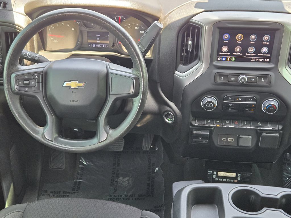 Used 2024 Chevrolet Silverado 2500 Custom w/ Custom Value Package AWD/4WD image 29