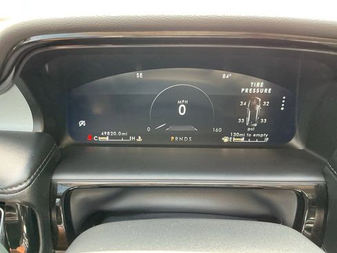 Used 2022 Lincoln Nautilus FWD image 10