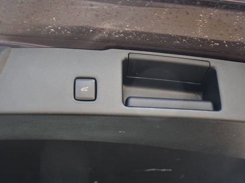 Used 2023 Ford Escape Platinum w/ Premium Technology Package image 19