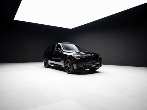 Used 2025 BMW X5 sDrive40i w/ M Sport Package RWD image 87