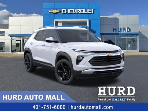 New 2026 Chevrolet TrailBlazer LT w/ Midnight Edition AWD/4WD image 1