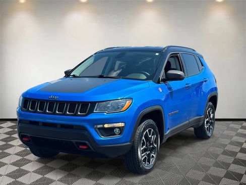 Used 2020 Jeep Compass Trailhawk w/ Cold Weather Group AWD/4WD image 6