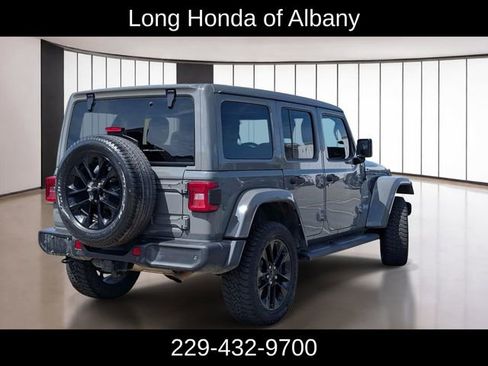 Used 2021 Jeep Wrangler Unlimited Sahara w/ Safety Group AWD/4WD image 6