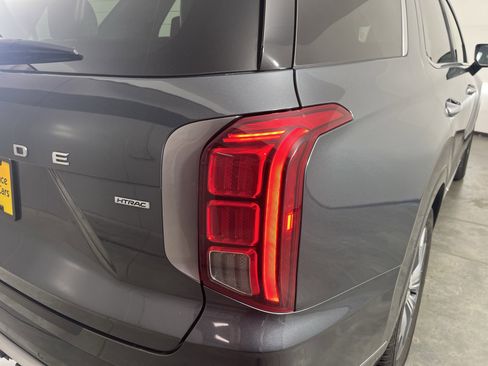 Used 2021 Hyundai Palisade Limited image 25