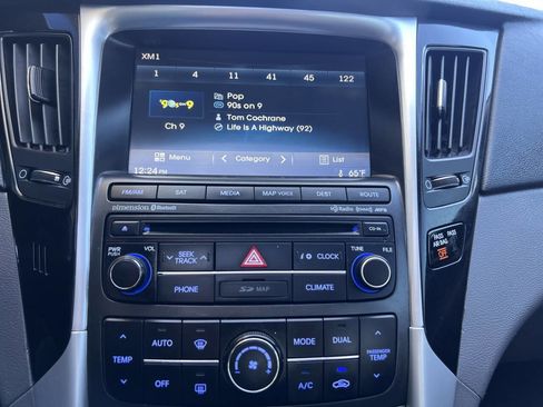 Used 2014 Hyundai Sonata SE w/ Premium Package 04 image 13